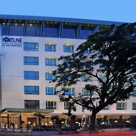 Fortune Park Vallabha - Member Itc Hotel Group, Хайдарабад Экстерьер фото